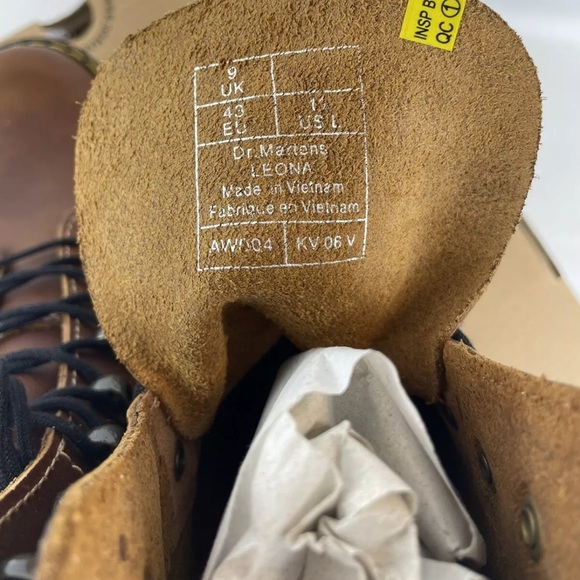 NEW Women’s Size 11 Dr Martens Leona Butterscotch Orleans 7-Eye Platform Boots - Picture 3 of 9